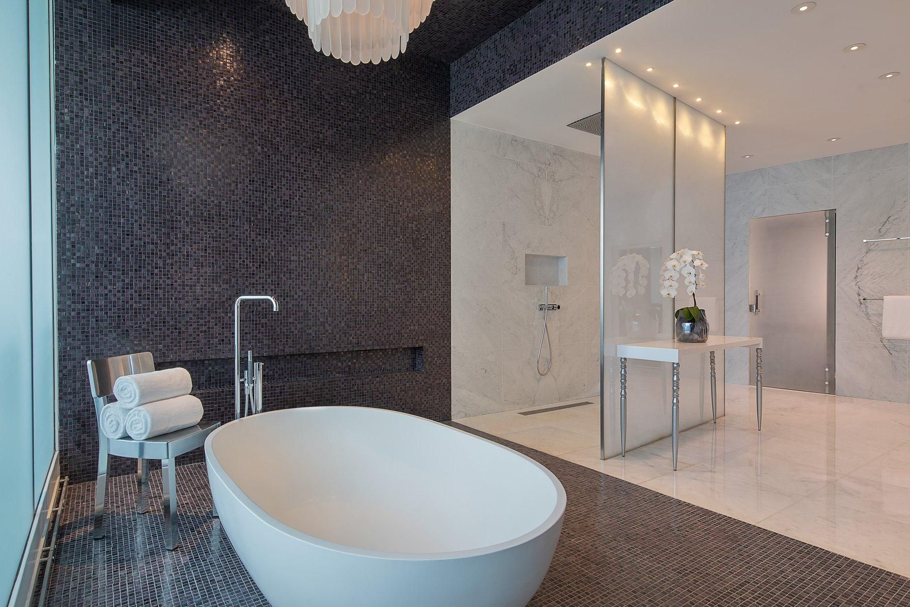 Extreme WOW, 1 Bedroom Bi-level Suite, 1 King, Water view, Balcony, Private pool