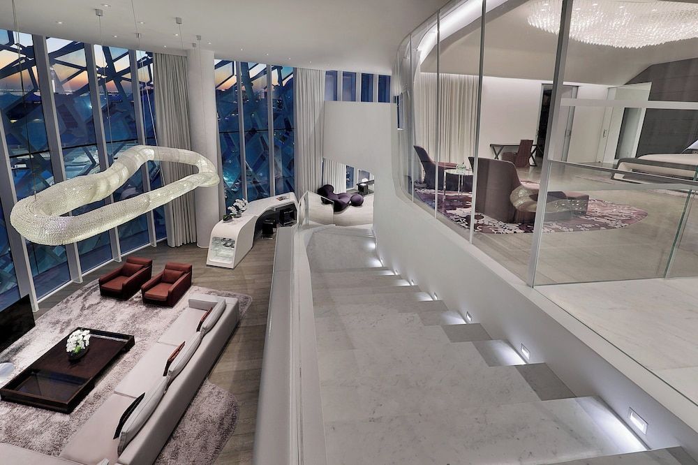 W Abu Dhabi - Yas Island Extreme WOW Suite, 1 Bedroom, View with Complimentary Yas Beach Access 6