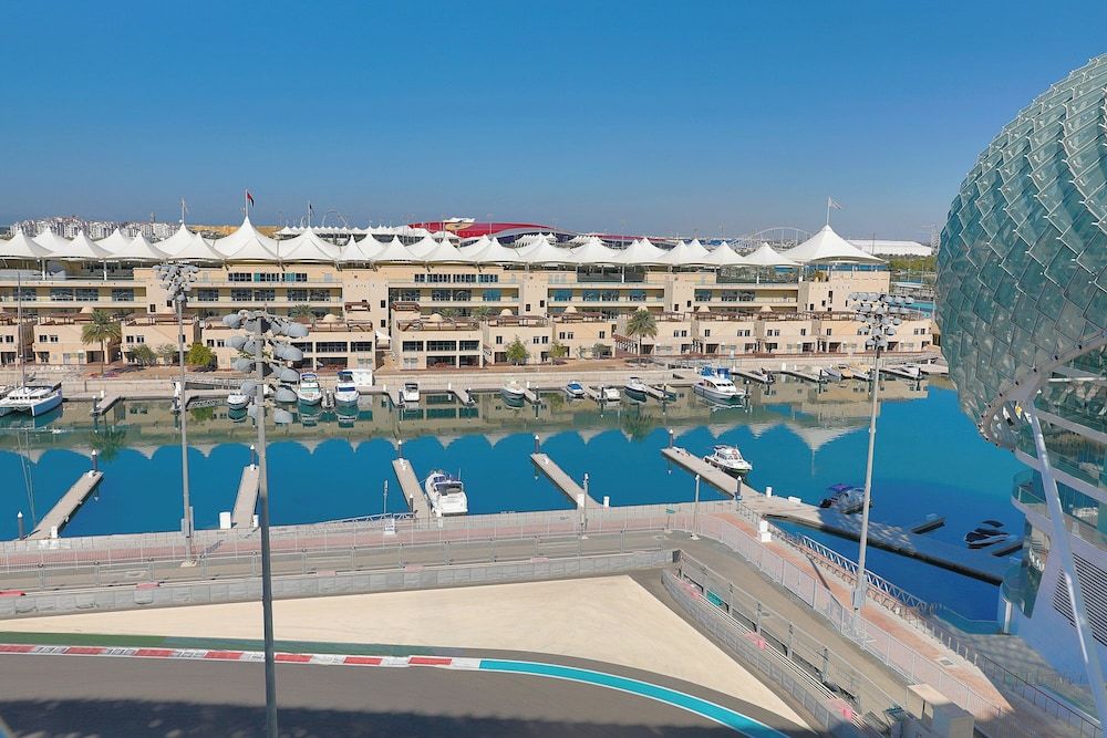 undefined W Abu Dhabi - Yas Island 4