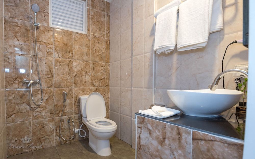 Crown Beach Villas Family Double Room 6