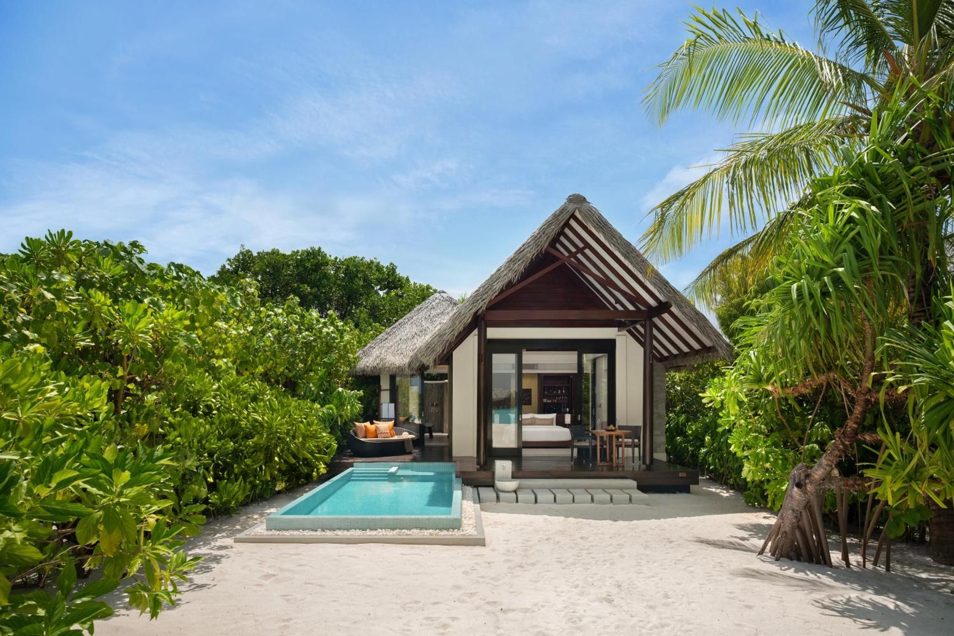 Heritance Aarah - Premium All Inclusive - 40 Minutes away from Male by Seaplane