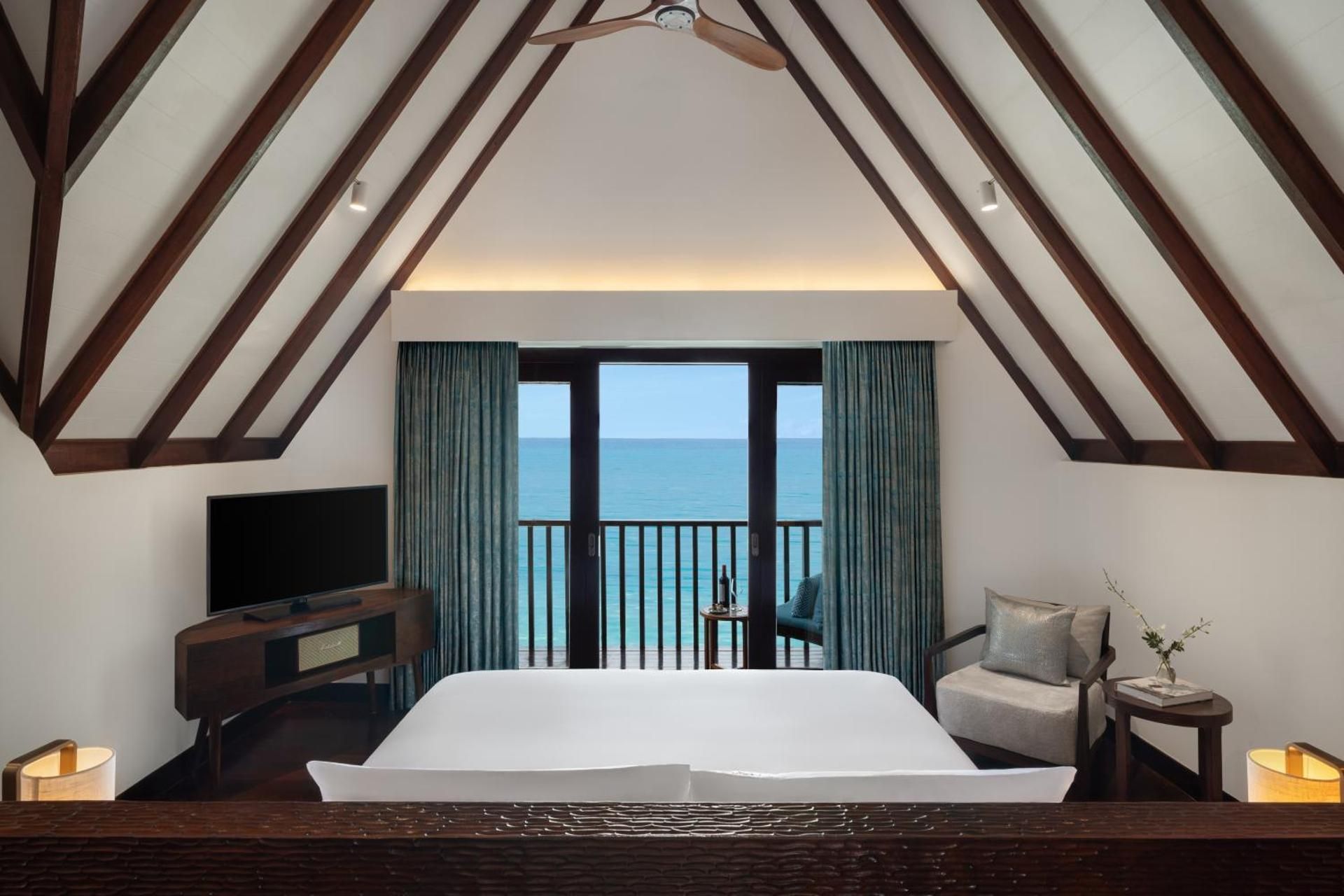 Ocean Suite Club Traditional, Lounge Access