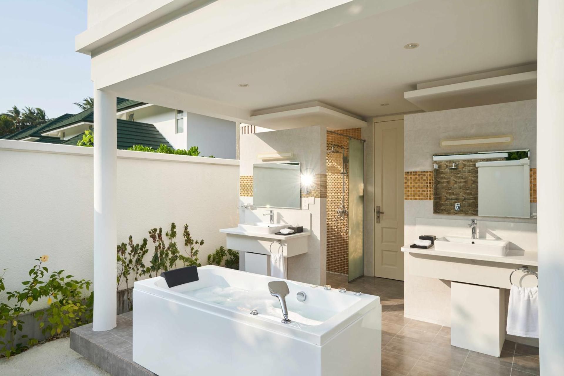 Four Bedroom Beach Residence with Pool - Free shared seaplane for 2 guests, minimum 7-night stay