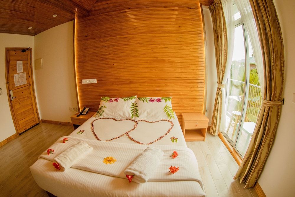 Perla Dhangethi Deluxe Double or Twin Room 2