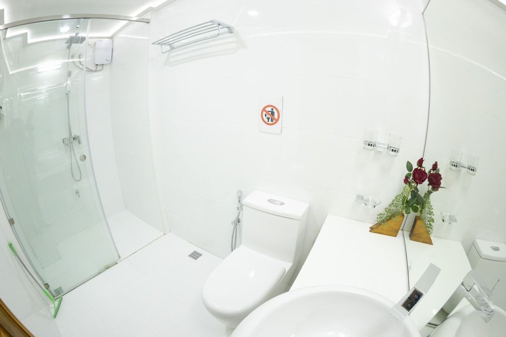 Perla Dhangethi Family Room 18