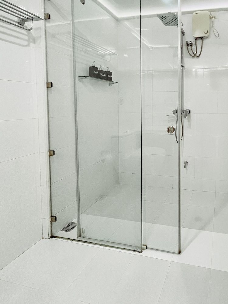 Perla Dhangethi Family Room 22