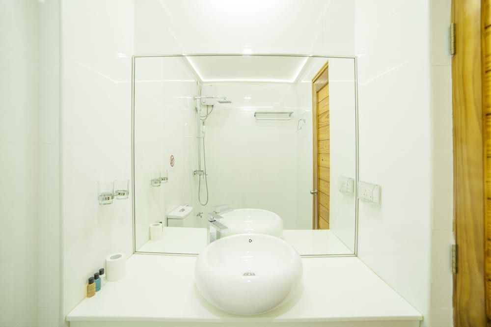 Perla Dhangethi Deluxe Double or Twin Room 32
