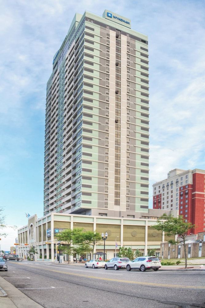 undefined Club Wyndham Skyline Tower 6