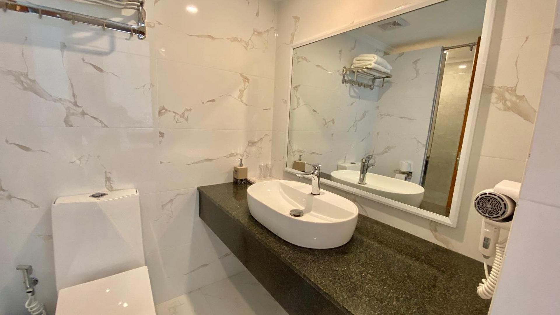 undefined Kaani Palm Beach 6