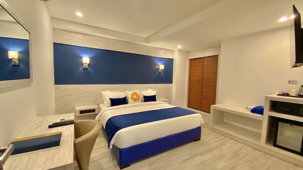 undefined Kaani Palm Beach 8