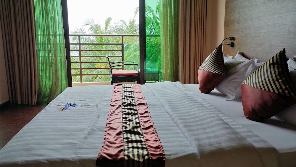 undefined Seashore Beach Inn 8
