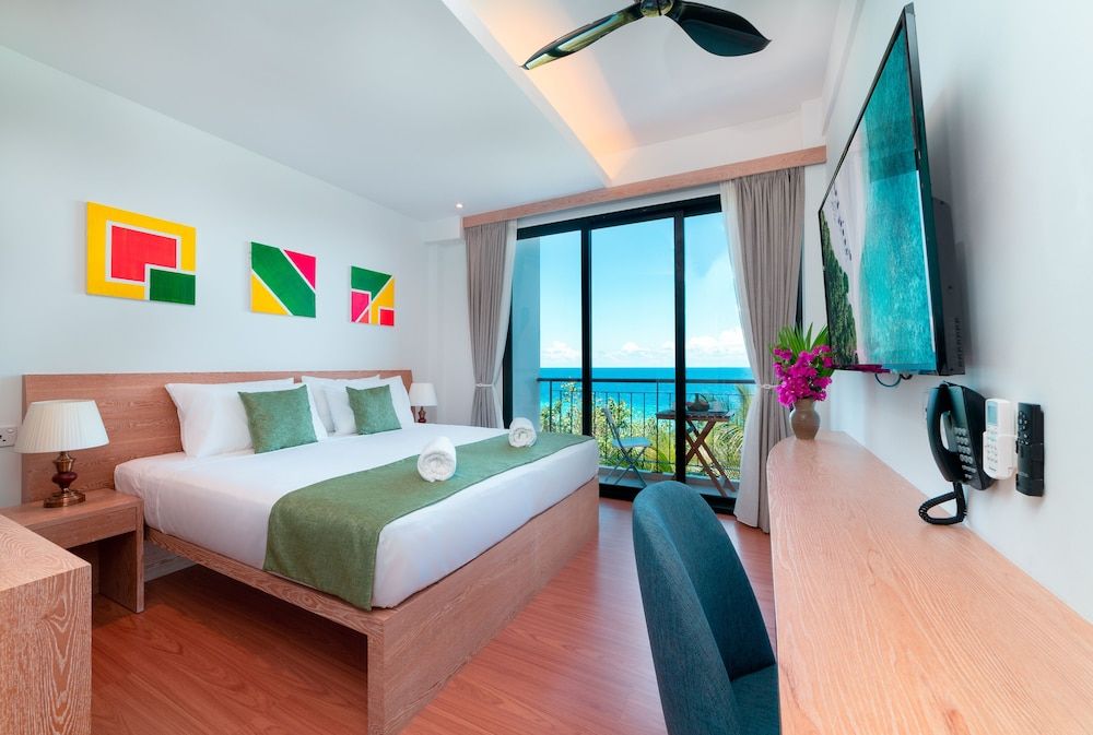 Ranthari Hotel and Spa Ukulhas Maldives Deluxe Double Room, Balcony, Sea View 8