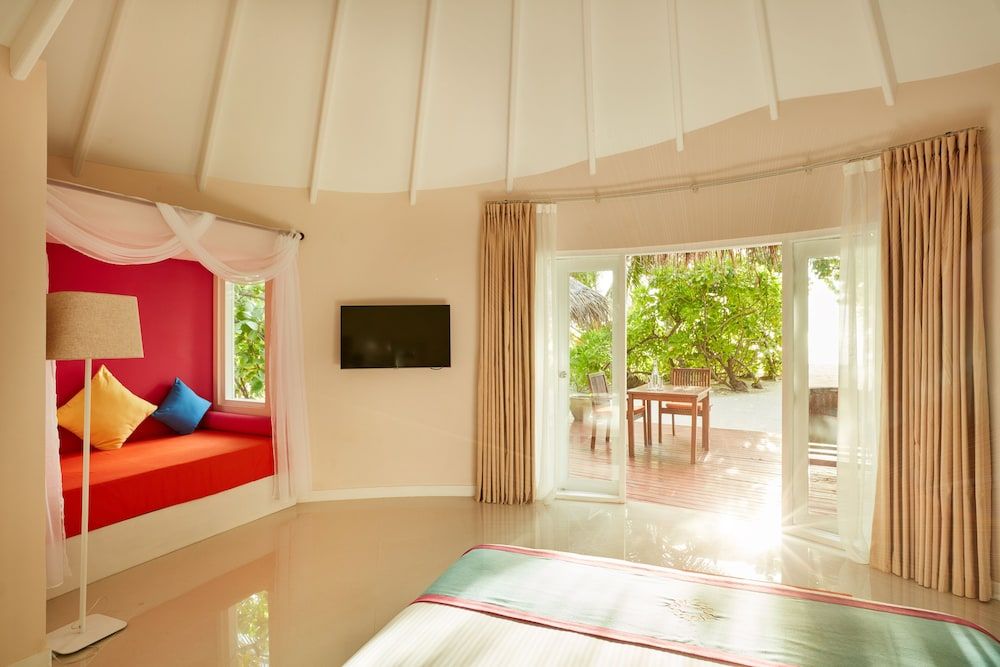 Deluxe Villa, Jetted Tub (Beach)