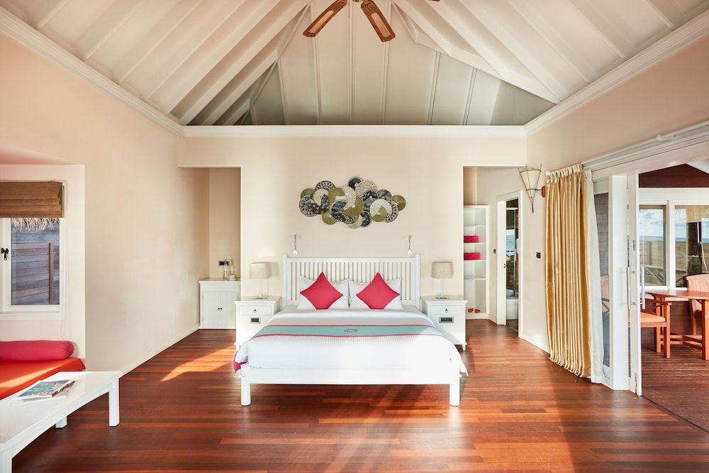 Villa (Reef Water)