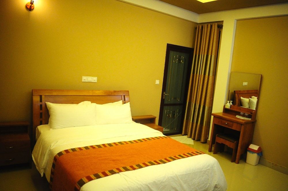 Calyx Grand Fuvahmulah Deluxe Double Room 5