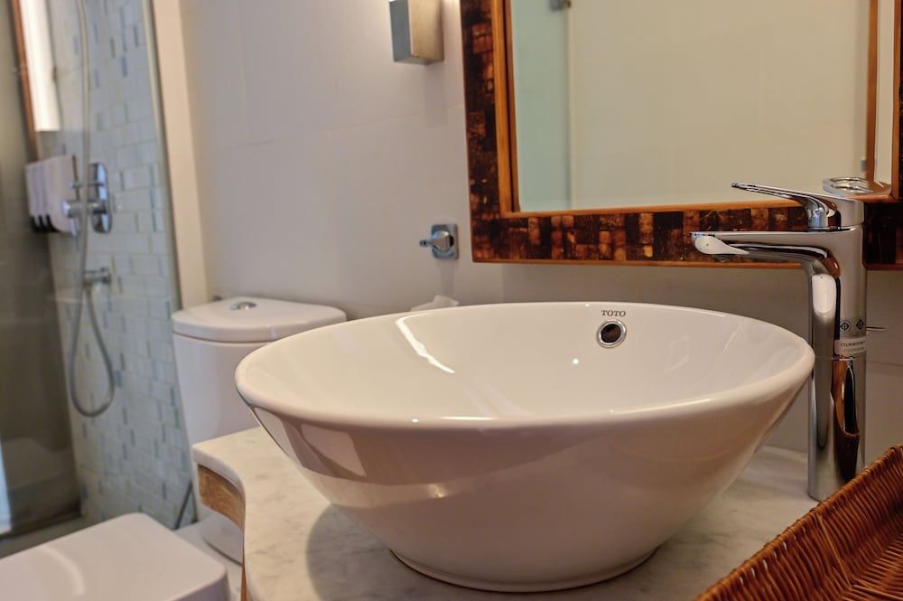 Seasalter Maldives Deluxe Room 6