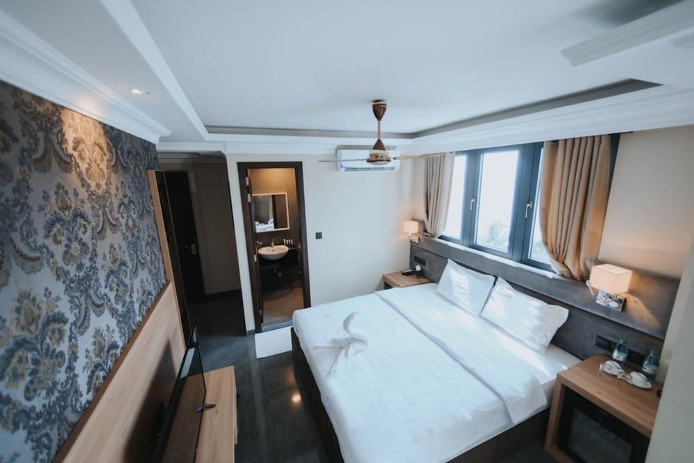 Coral Grand Beach & Spa Deluxe Double Room 7