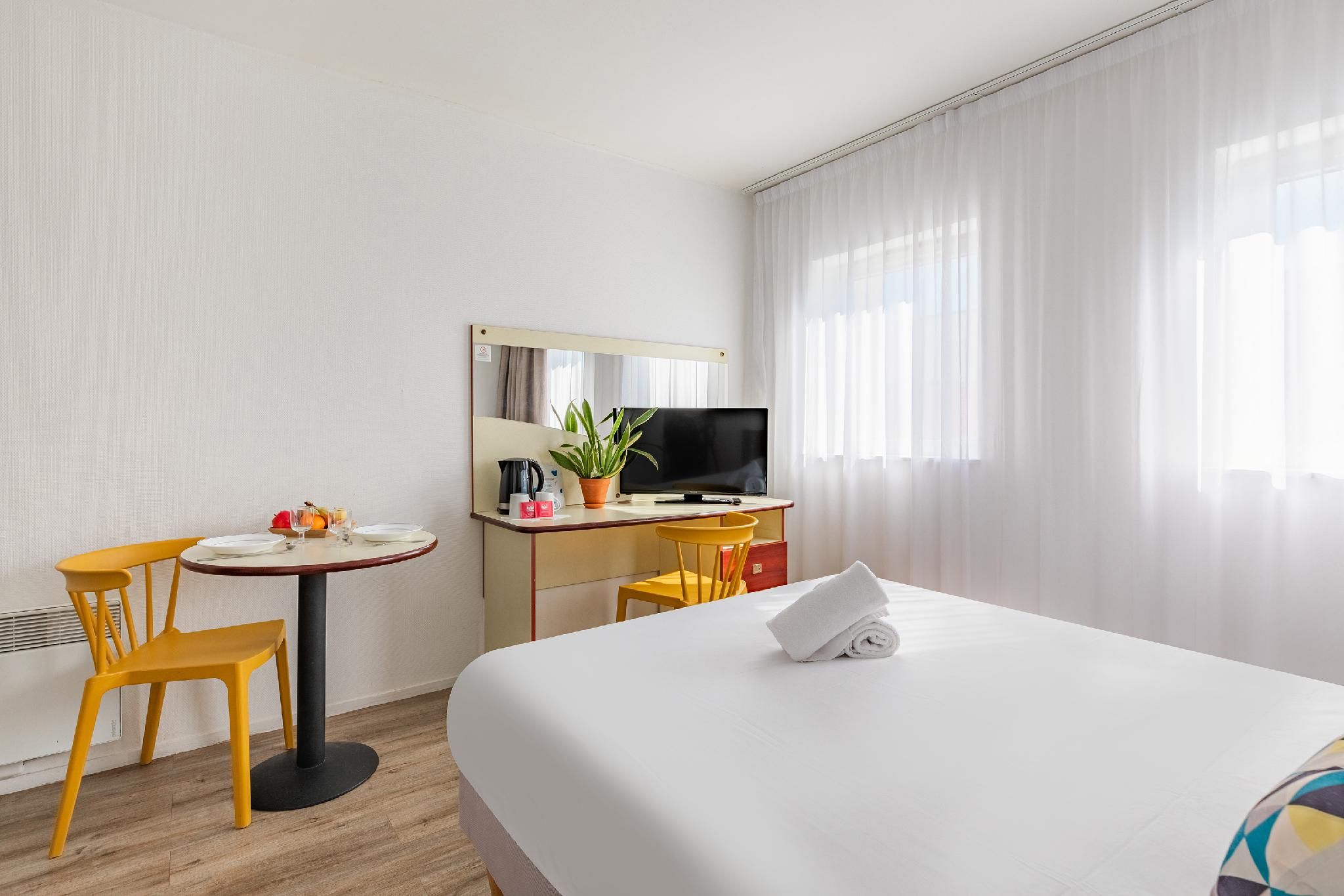 Standard Studio Apartment