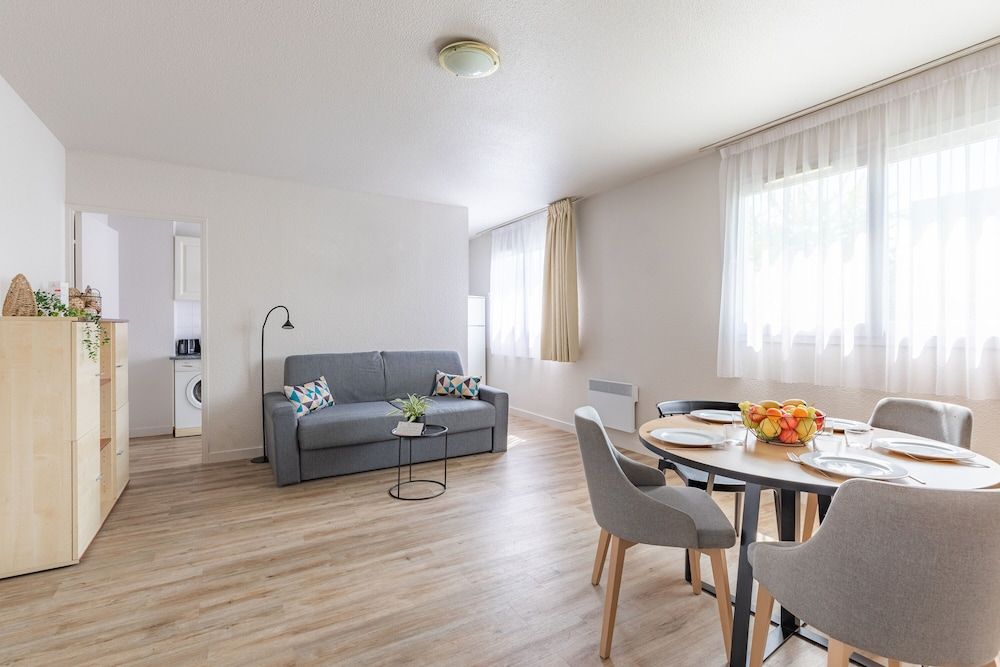 Appart'City Classic Rennes Ouest Standard Apartment, 2 Bedrooms 5