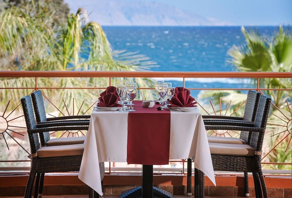 undefined Xperience Hill-Top Beach Resort 4