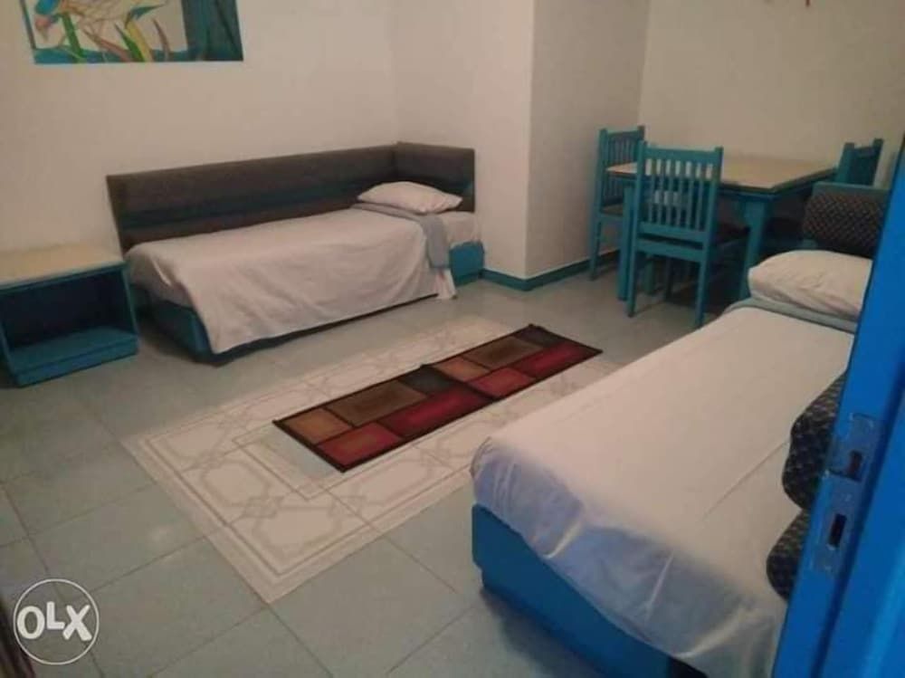 Economy Chalet