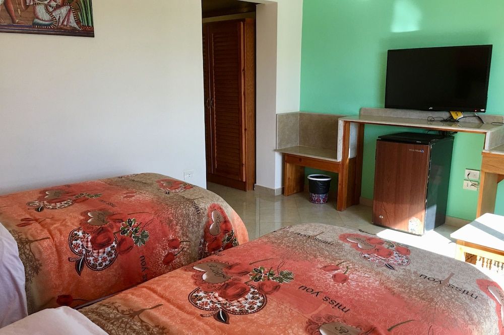 Jewel Howard Carter Hotel Howards Classic Double or Twin Room 4