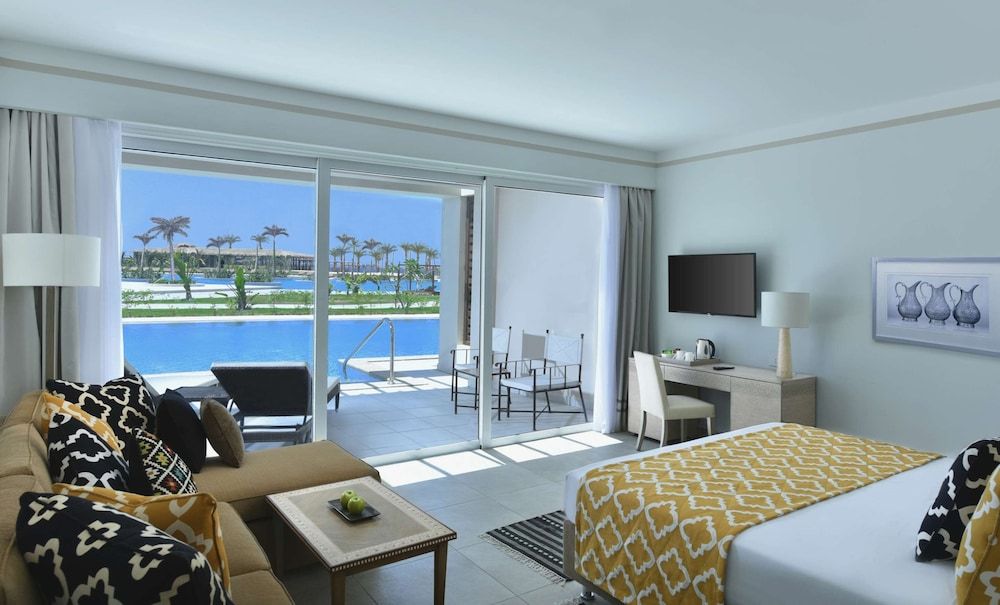 Steigenberger Resort Alaya - Adults Friendly 16 Years Plus Deluxe Room (Queen or Twin, Swim Up) 2