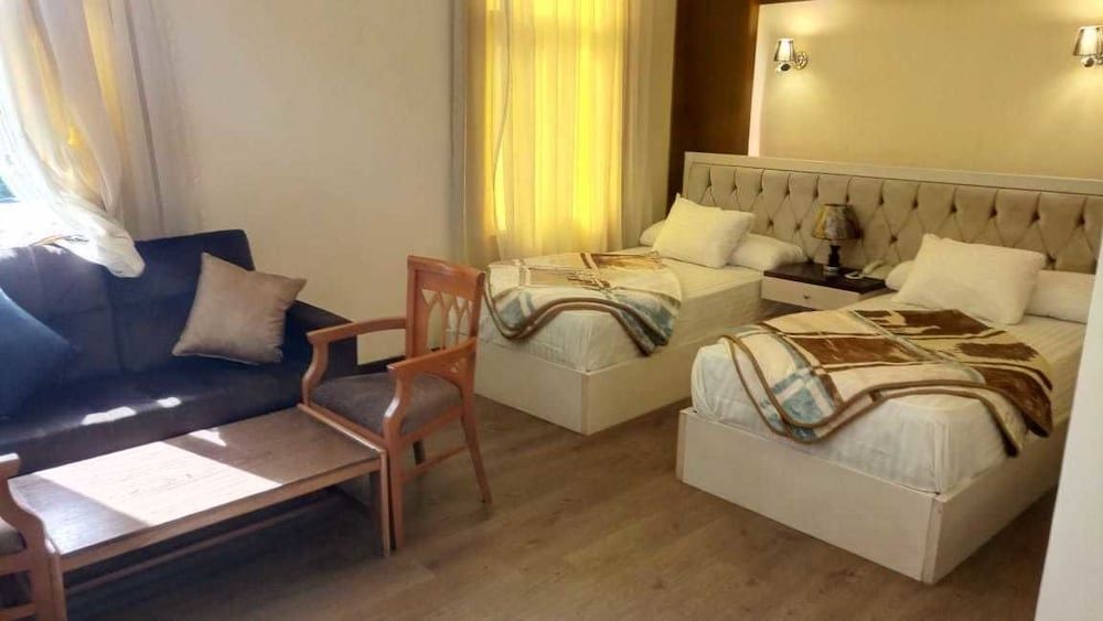 Deluxe Twin Room, Pool View