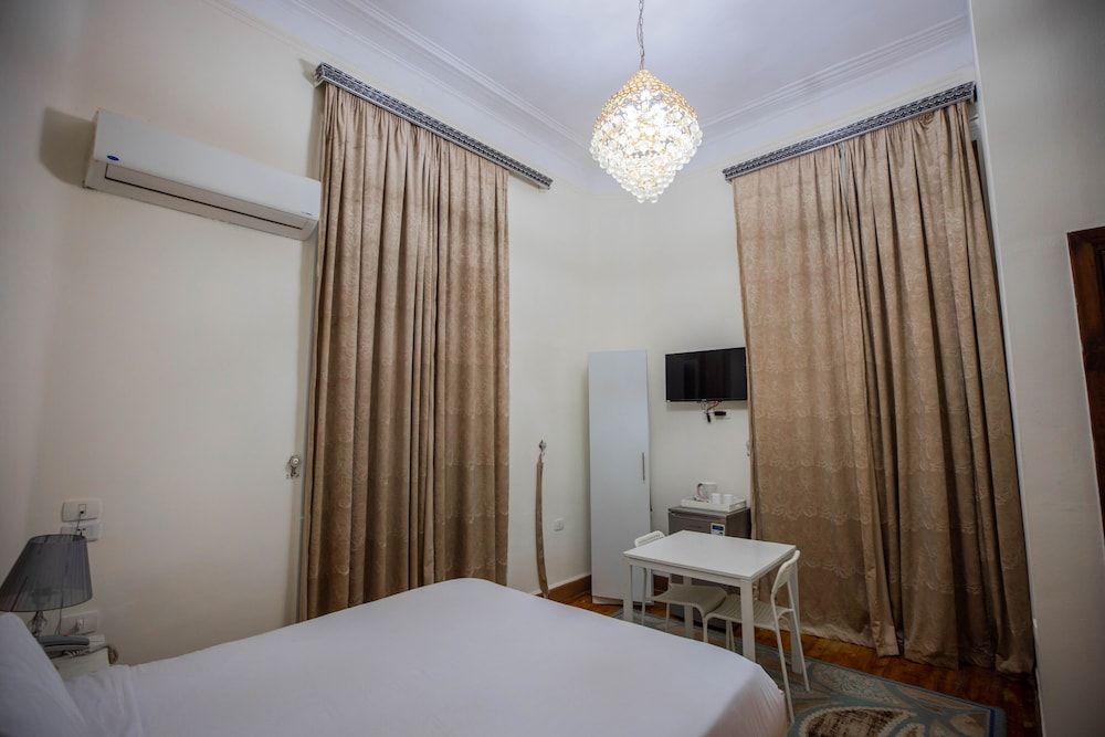 The Square Boutique Hotel Double Room 9