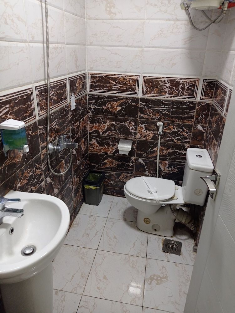 New Hostgram Hotel Deluxe Double Room, Balcony, City View 13