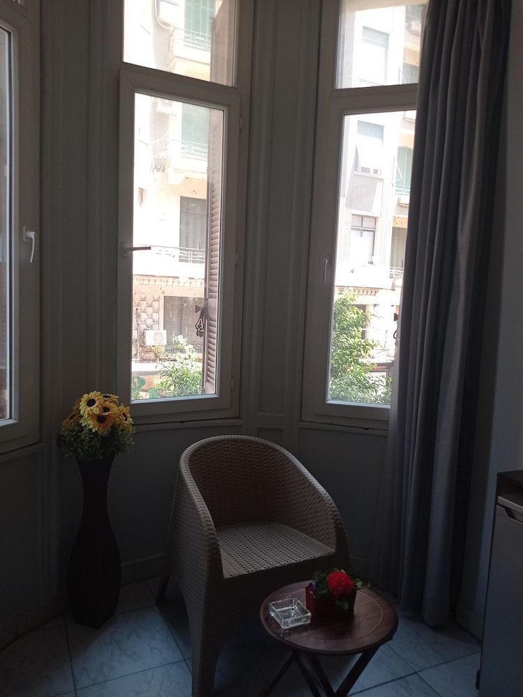 New Hostgram Hotel Deluxe Double Room, Balcony, City View 24