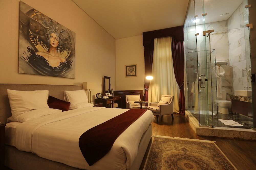 undefined 1920s Boutique Hotel and Restaurants 10