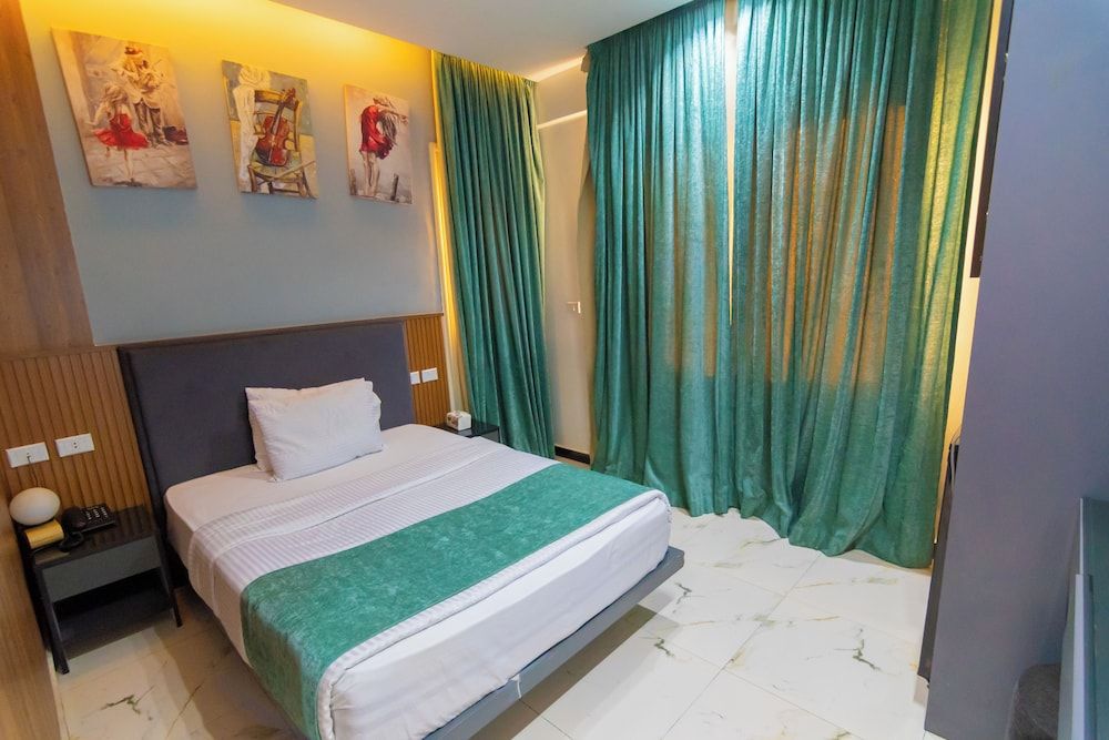 undefined Museum Plaza Hostel 3