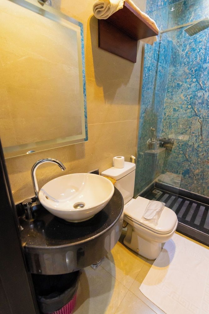 undefined Museum Plaza Hostel 10