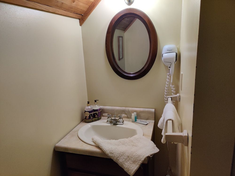 Montague Inn Standard Room, 1 Double Bed 19