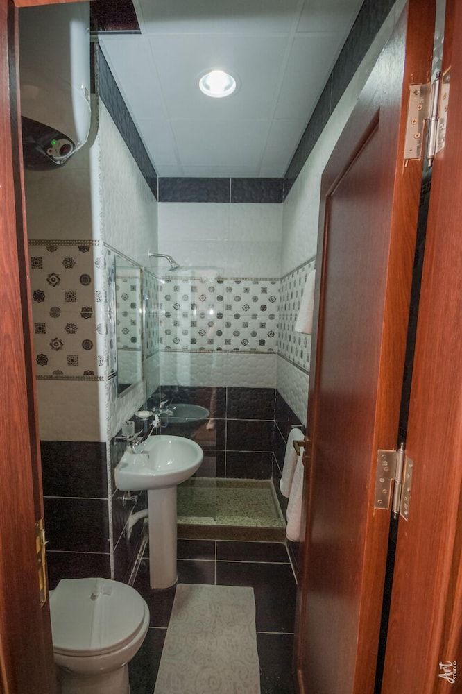 Grand City Hotel Deluxe Twin Room 12