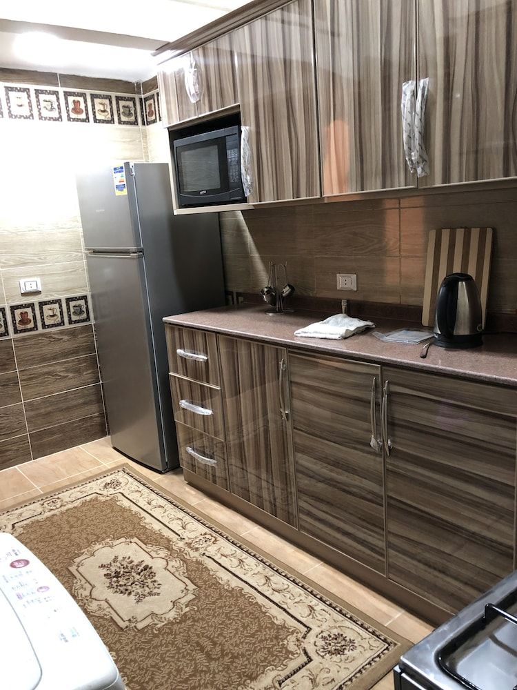 Downtown Apartment Apartment, 3 Bedrooms, City View 5