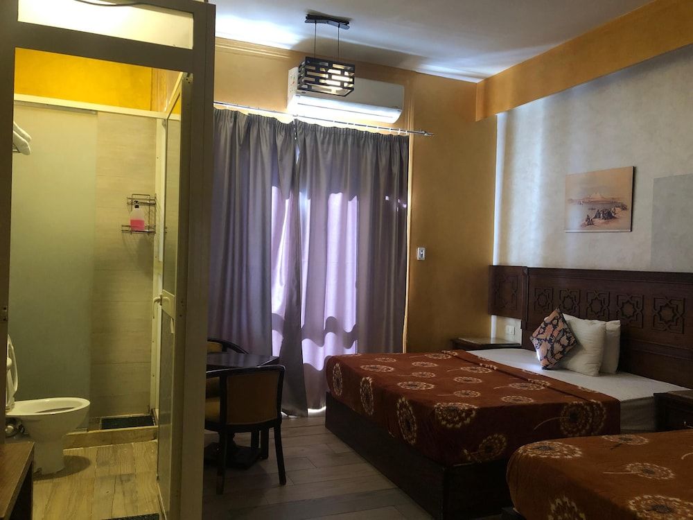 undefined The Location Hotel 9