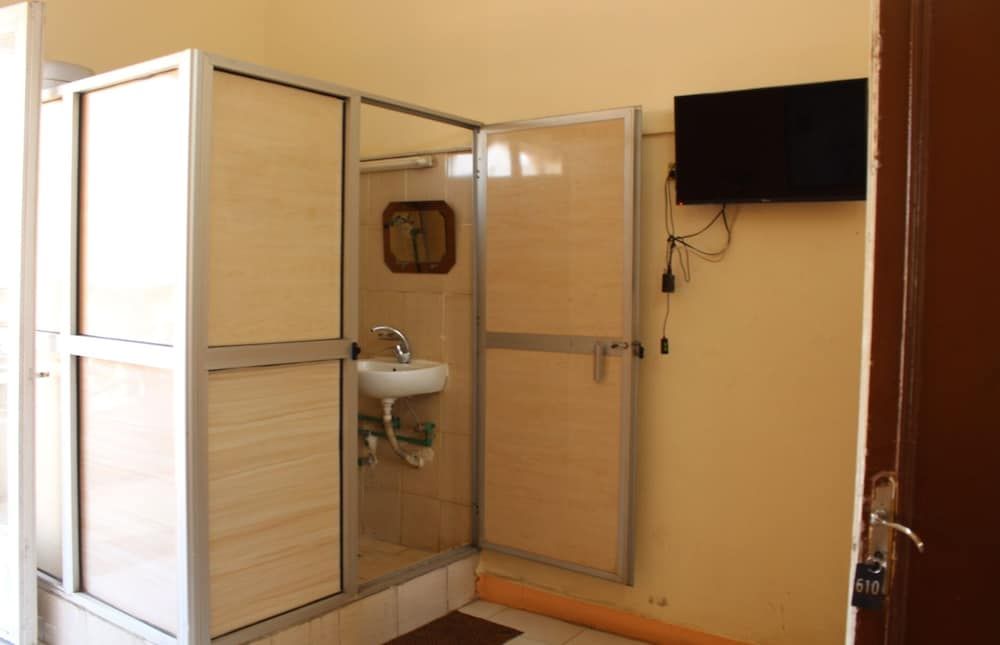 New Palace Hotel Double or Twin Room 13