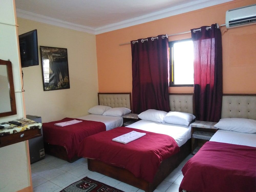 undefined New Palace Hotel 8