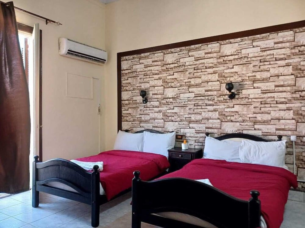 New Palace Hotel Double or Twin Room 7