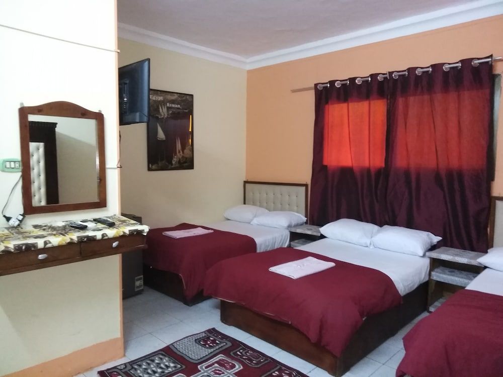 undefined New Palace Hotel 5