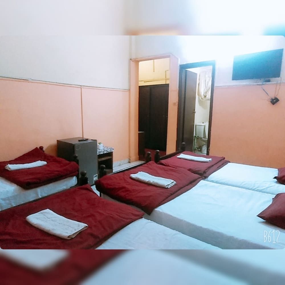 undefined New Palace Hotel