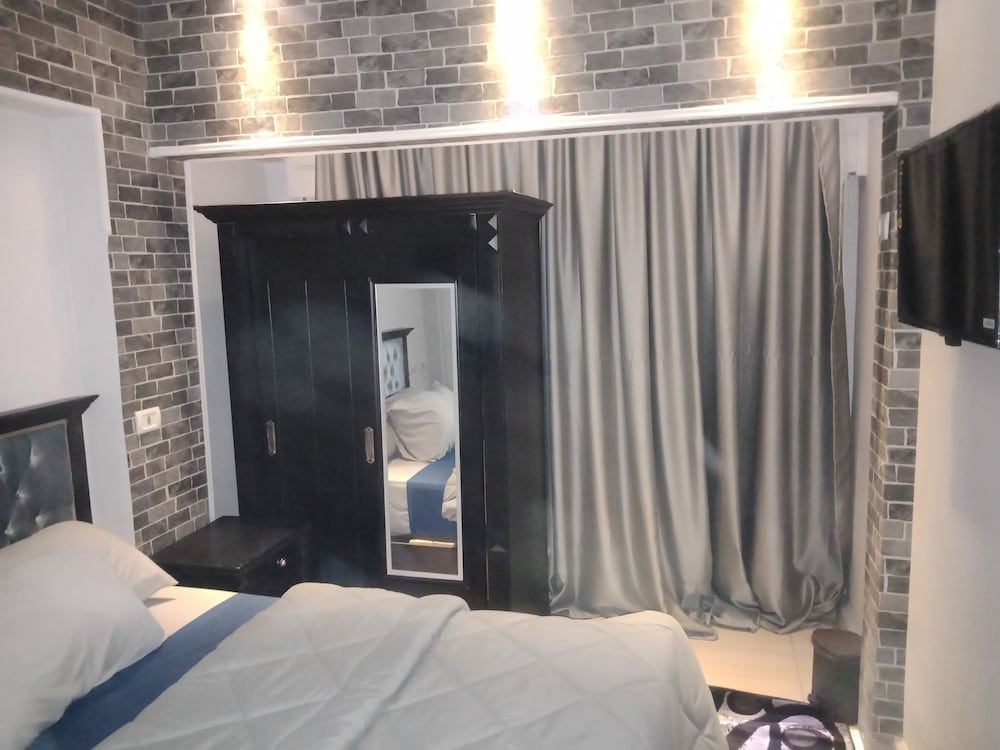 Castle Hostel Classic Double Room 3