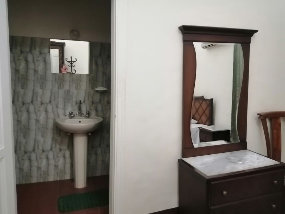 undefined New Hotel 7