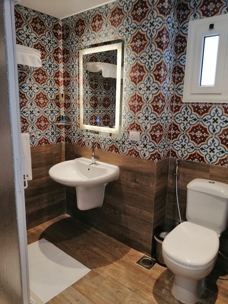 Al Madiafa Quadruple Family Suite 3