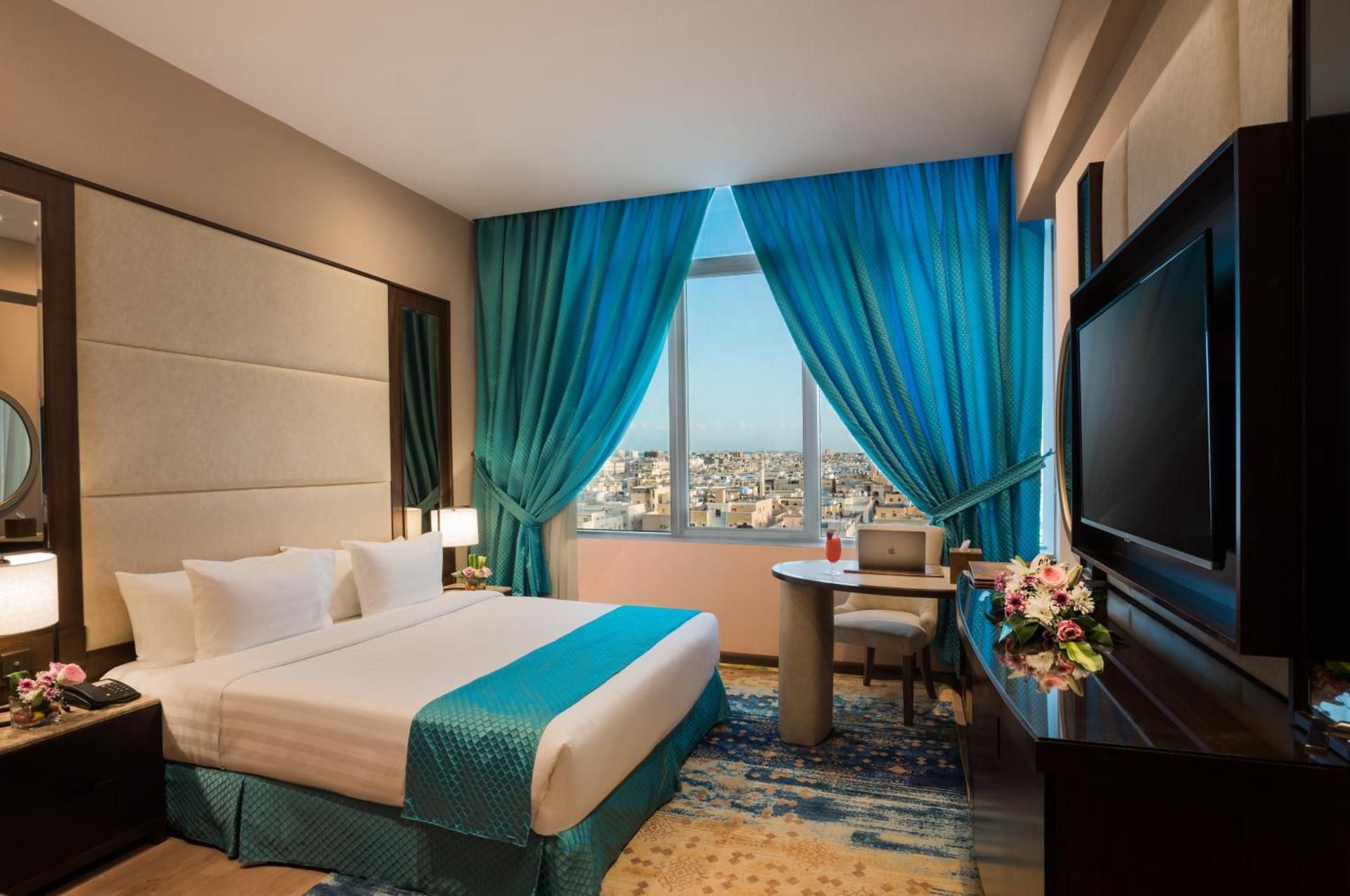 Executive Suite with Jacuzzi