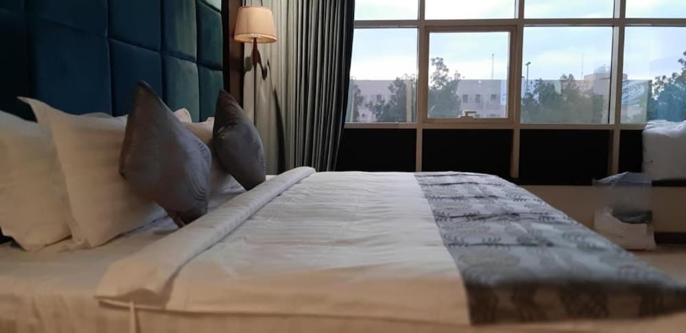 Three Points Al Salama Standard Double Room