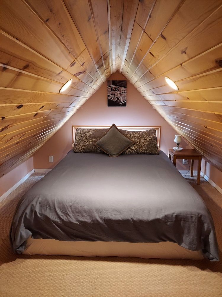 Comfort Loft, Multiple Beds, Kitchenette