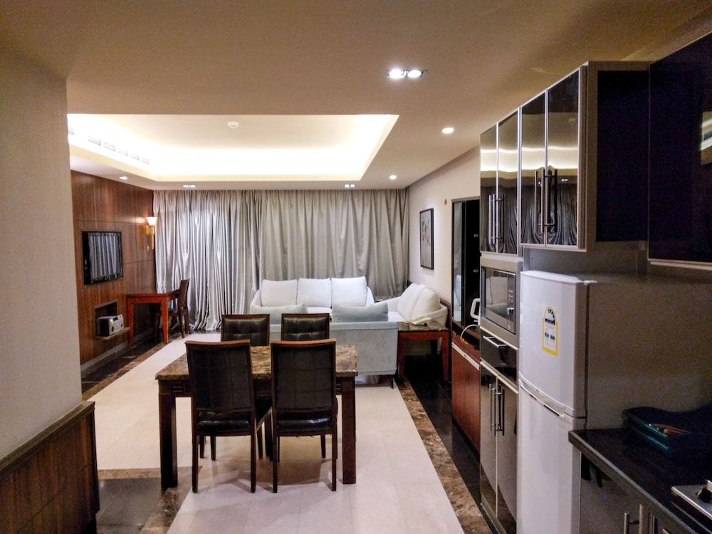 undefined Orans Suites 4 10